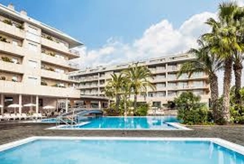 Aqua Hotel Onabrava Packages