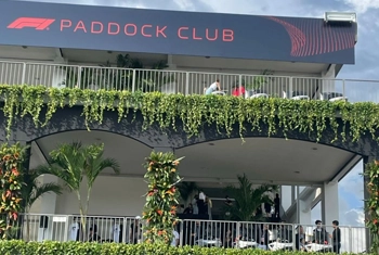 Golden Card Paddock Club Suite